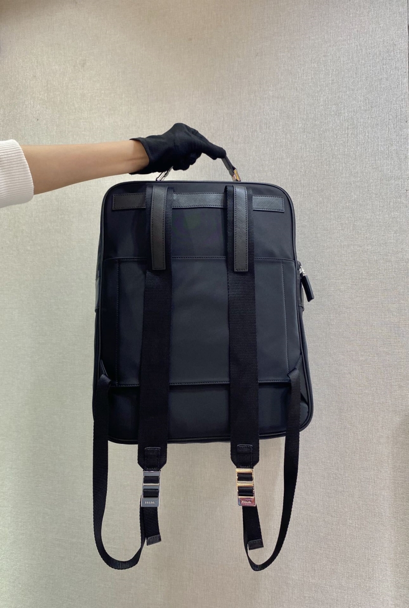 Pra*a backpacks